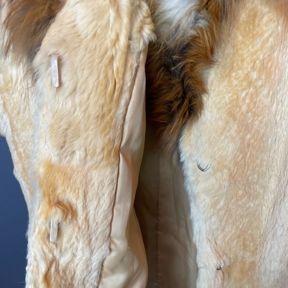 Casey Park (Real Fur) Vest - Picture 7 of 8